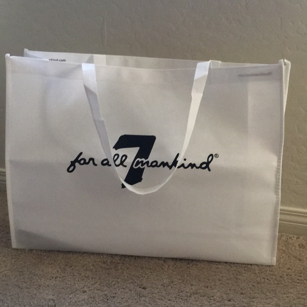 New canvas tote